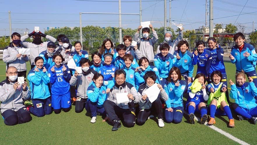 小林海青さんのインスタグラム写真 - (小林海青Instagram)「毎年恒例、選手からスタッフへのバレンタイン🍫 いつもありがとうございます😊 皆さん嬉しそうでなによりです〜🕊」2月14日 22時24分 - umiao_17