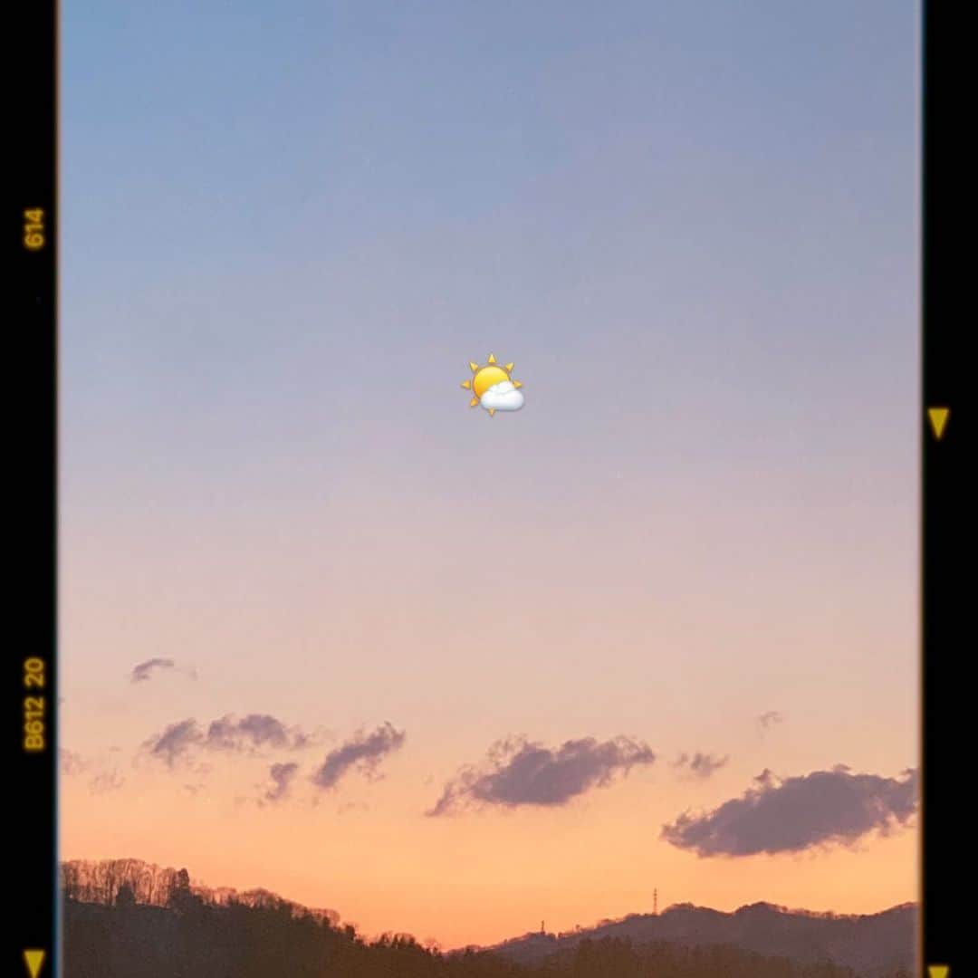 本間日陽さんのインスタグラム写真 - (本間日陽Instagram)「* sunset…」2月14日 22時32分 - hinata_homma1110