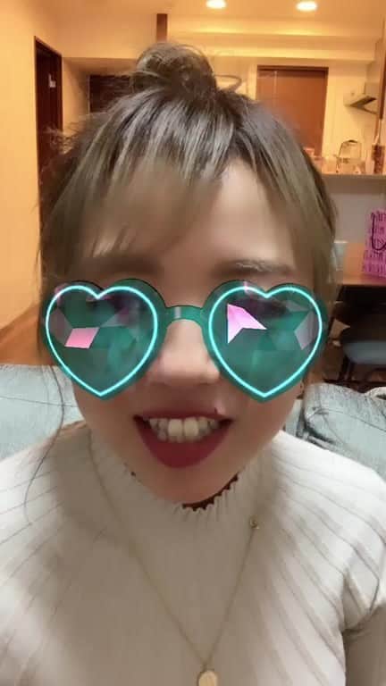 宏実のインスタグラム：「チョコっと🍫歌ったよ」