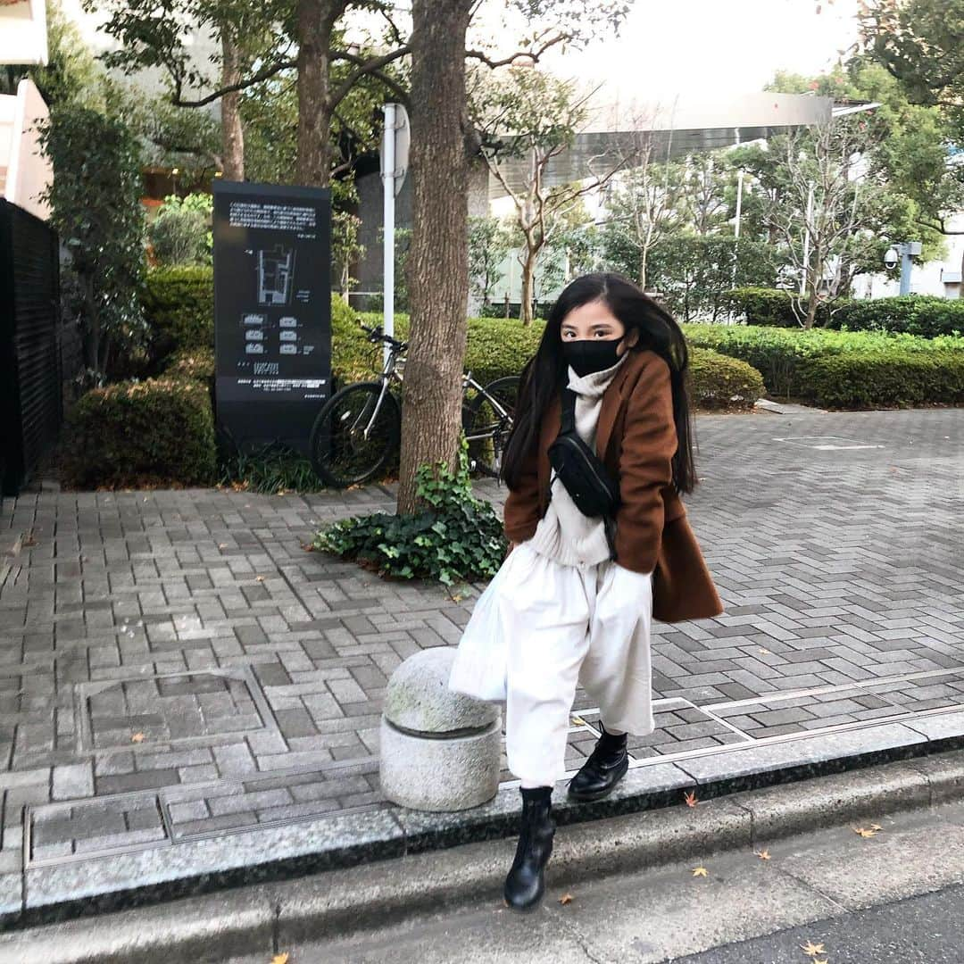 Rieさんのインスタグラム写真 - (RieInstagram)「みーさま休日私服まとめ。  ストーリーでアクション多かったやつ✨  母さんちゃんと更新しろよーっ🗣」2月14日 22時44分 - riemirin_k