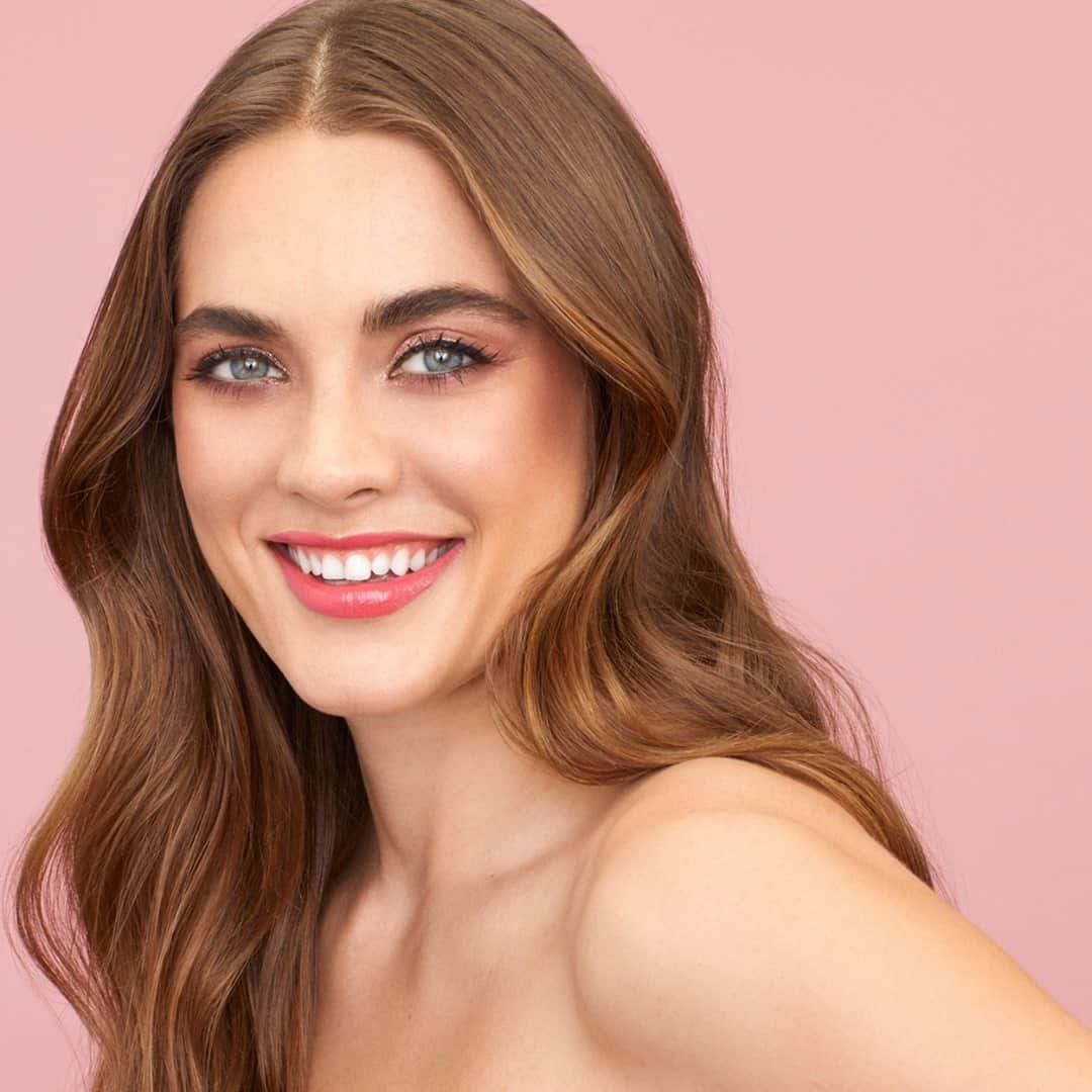 COVERGIRLさんのインスタグラム写真 - (COVERGIRLInstagram)「What can we say—We're in LOVE with this Valentine's Day look. Happy Valentine's Day, beauties! 🥰  Product deets below!  🥰#CleanFresh Skin Milk in '560-Medium' 🥰#CleanFresh Hydrating Concealer in '350-Light Medium' 🥰#CleanFresh Pressed Powder in '140-Light Pale' 🥰#TruNaked Eyeshadow Palette in 'Sunsets' 🥰#TruNaked Eyeshadow Palette in 'Peach Punch'  🥰#TruNaked Revolution Eyeshadow Palette 🥰#ExhibitionistLiquidGlitter Eyeshadow in '2' & '4' 🥰#PerfectPointPlus Liquid Eyeliner in '200-Black Onyx' 🥰#LashBlast Clean Volume Mascara  🥰#OutlastUltiMatte Liquid Lipstick in '120-Strawberry Spritzer'  🥰#ExhibitionistLipGloss in '120-Ghosted' 🥰#TruBlend Serving Sculpt in '510-Rose Nights' 🥰#CleanFresh Cooling Glow Stick in '200-Opal Dreams' 🥰#TruBlend Super Stunner Face Highlighter in '570-Pearl Crush' #EasyBreezyBeautiful #COVERGIRLCrueltyFree #CrueltyFree」2月14日 23時00分 - covergirl