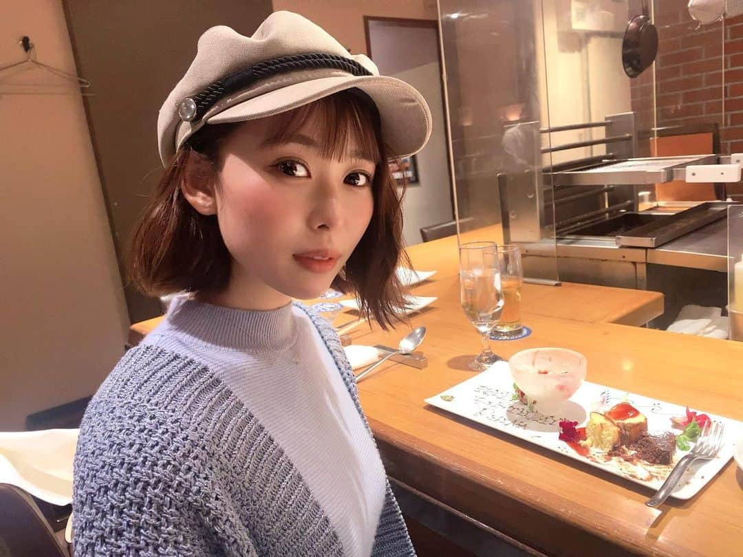 泉玲菜さんのインスタグラム写真 - (泉玲菜Instagram)「. 🎂🍫🍾🍷🤍💛 . . ,」2月14日 23時38分 - _reina.0214