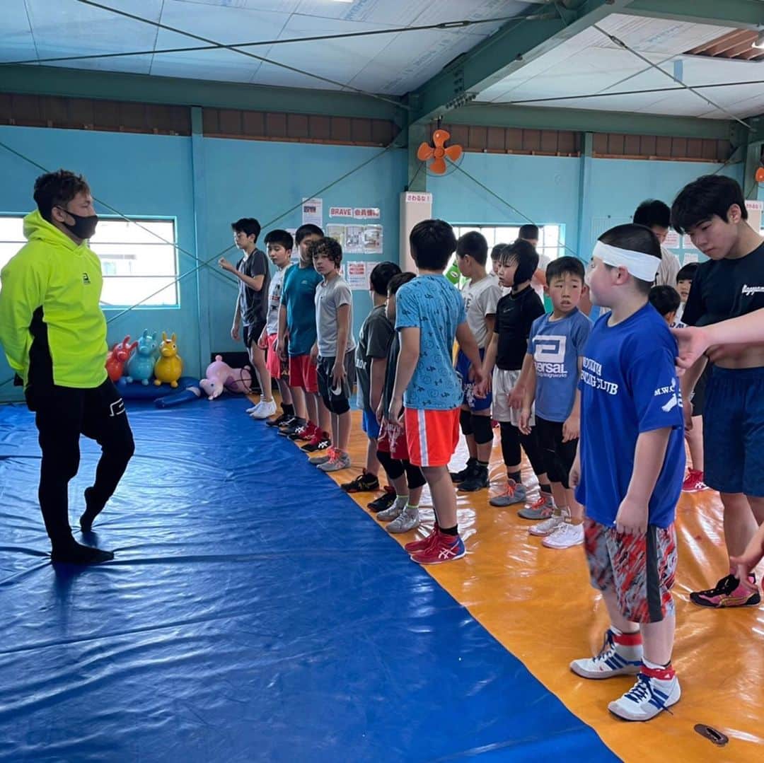 宮田和幸のインスタグラム：「毎週(日)10:30〜12:30 キッズレスリング練習会 来たいチームは連絡ください！ #レスリング #wrestling #三郷 #ジム」