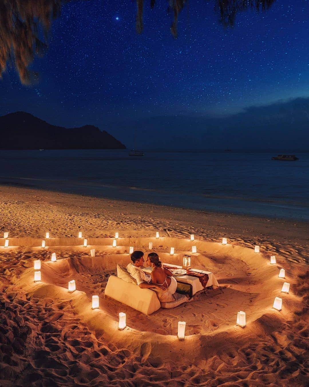 BEAUTIFUL HOTELSのインスタグラム：「Candlelit dinner, an untouched beach, and a night under the stars—sounds like the ultimate Valentine’s treat! 😍   Set on the small island of Koh Yao Yai, the Santhiya Koh Yao Yai Resort & Spa provides the much-needed retreat for you and your significant other. The property is beautifully designed inside and out with a traditional touch of Thai design and flair.🇹🇭   How are you spending Valentine's Day this year?  📸 @paigunna 📍 @santhiyaresorts, Phuket, Thailand」