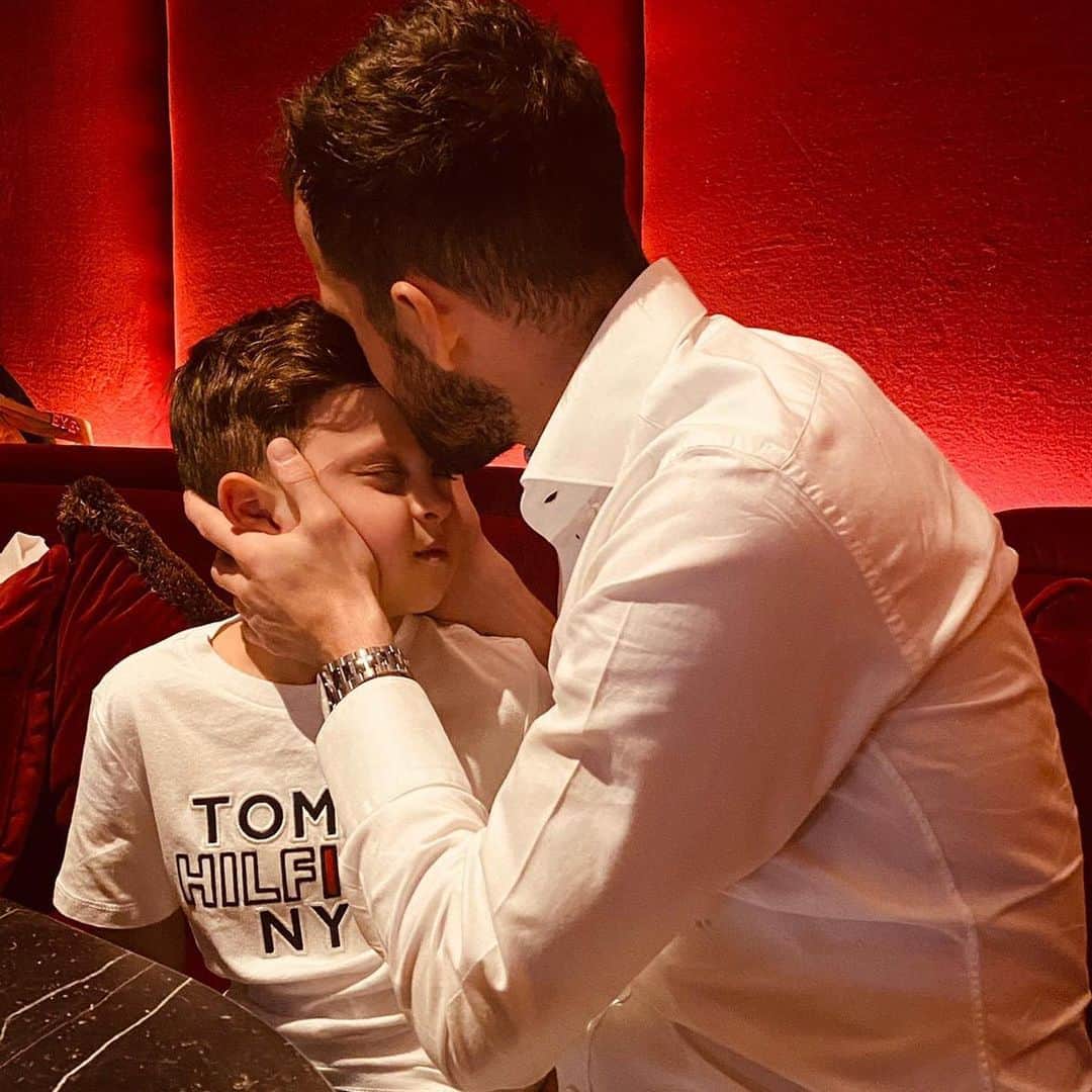 のインスタグラム：「BAD BOYZ ❤️😍」