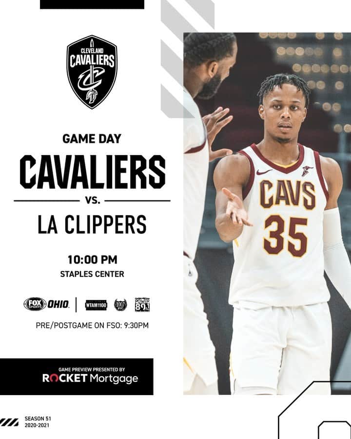 のインスタグラム：「Valentine’s date with the @laclippers! #BeTheFight」