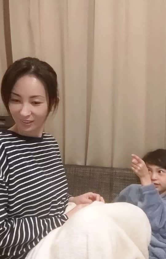 真山景子のインスタグラム：「長々ちんたらすみません🙏」