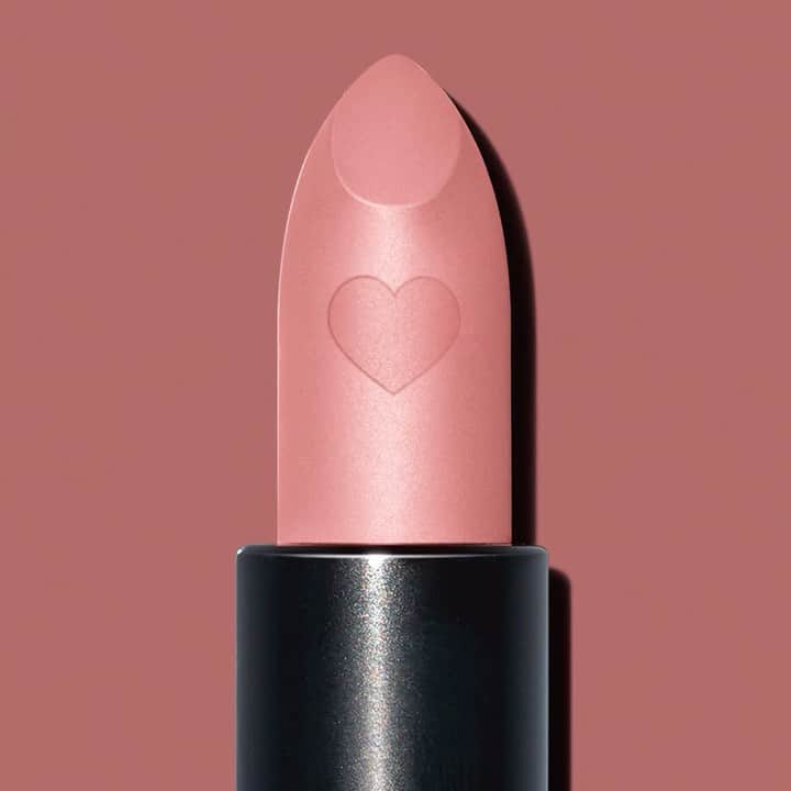 Revlonのインスタグラム：「Cheers to the power of love 💗 Happy #ValentinesDay!  Shown: Super Lustrous The Luscious Mattes Lipstick in Untold Stories (011)」