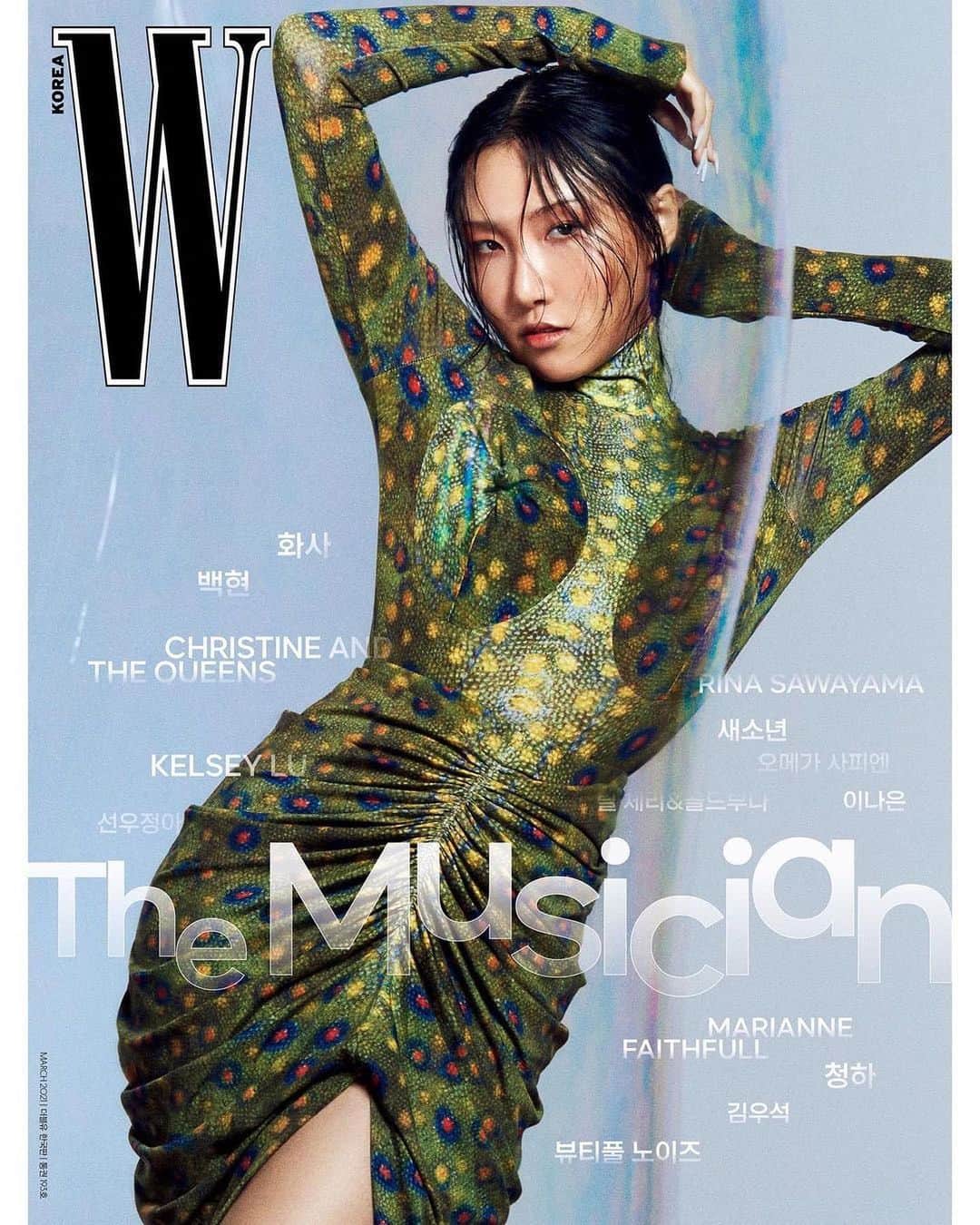 のインスタグラム：「Hwasa W Korea Cover March 2021   #mamamoo #마마무 #hwasa #화사 #hyejin #ahnhyejin #moonbyul #solar #wheein #moomoo #kpop #girlgroup #gg #kpopgirlgroup」