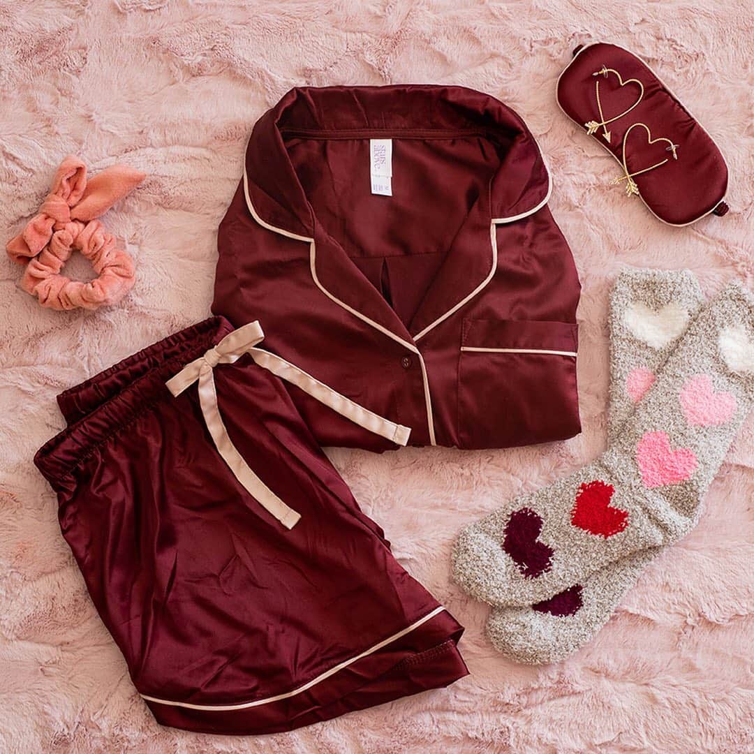 Target Styleのインスタグラム：「Happy #ValentinesDay! Tag someone you ❤. #StarsAbove」