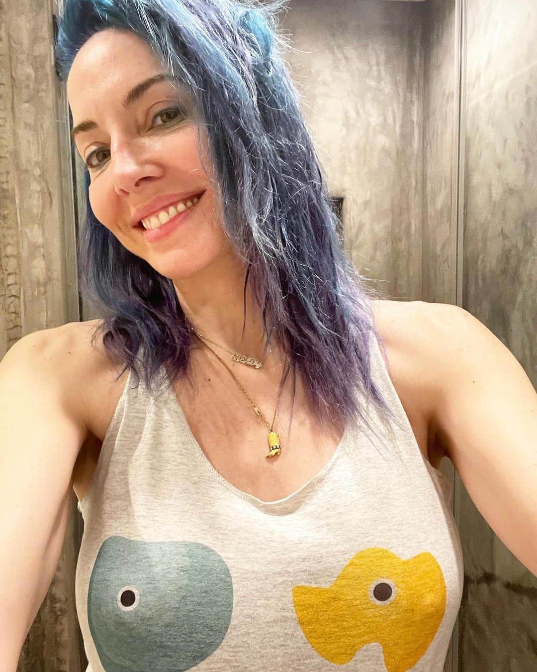 ウィットニー・カミングスのインスタグラム：「Valentine’s Day lingerie when you’re dating a rock climber is not particularly sexy.」