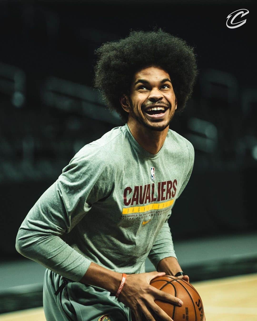のインスタグラム：「@_bigjayy_ getting that start tonight. #BeTheFight」