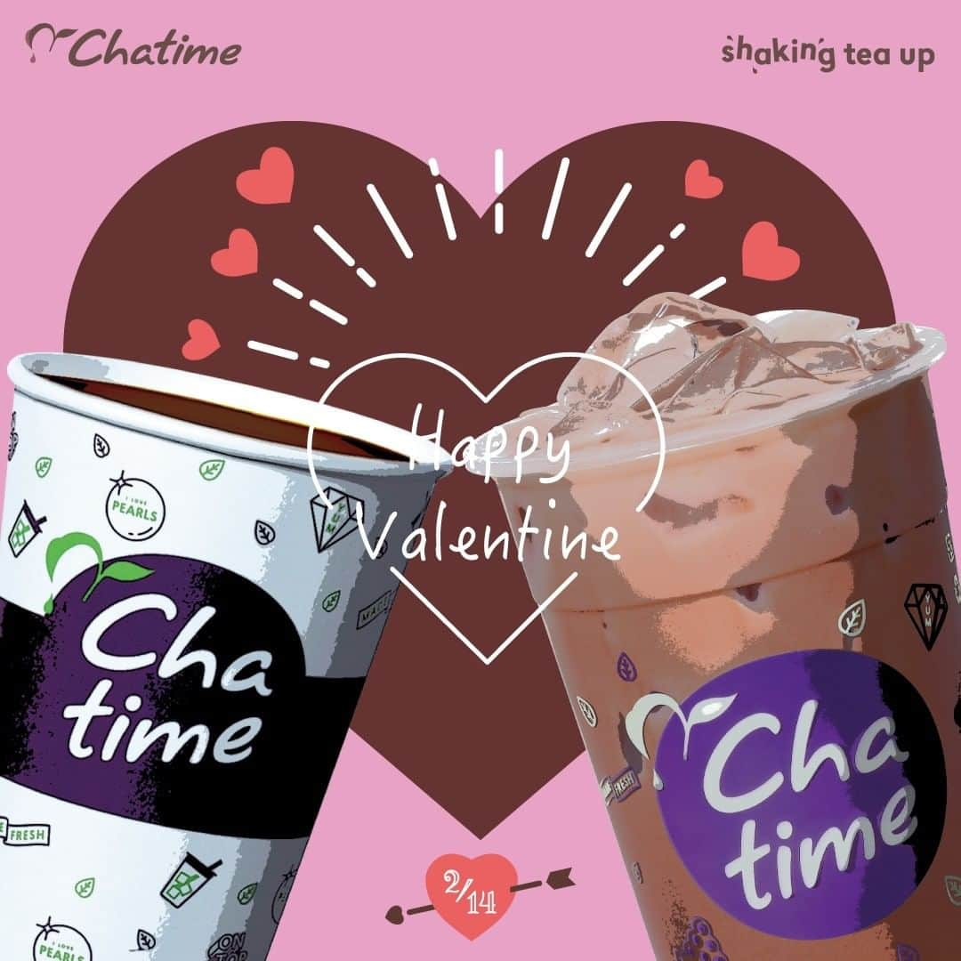 Chatime公式のインスタグラム：「🍫HAPPY VALENTINE💕  昨日はバレンタインデーでしたね🥰 皆さんチョコは作りましたか？🍫💕  Chatimeの期間限定新商品「バナナチョコ」も好評発売中です🍌🍫✨ チョコレートの季節に是非お試しください💕  #Chatime #チャタイム #バナナチョコ  #新商品 #タピオカ #タピオカドリンク  #期間限定 #季節限定 #台湾カフェ  #バレンタイン」