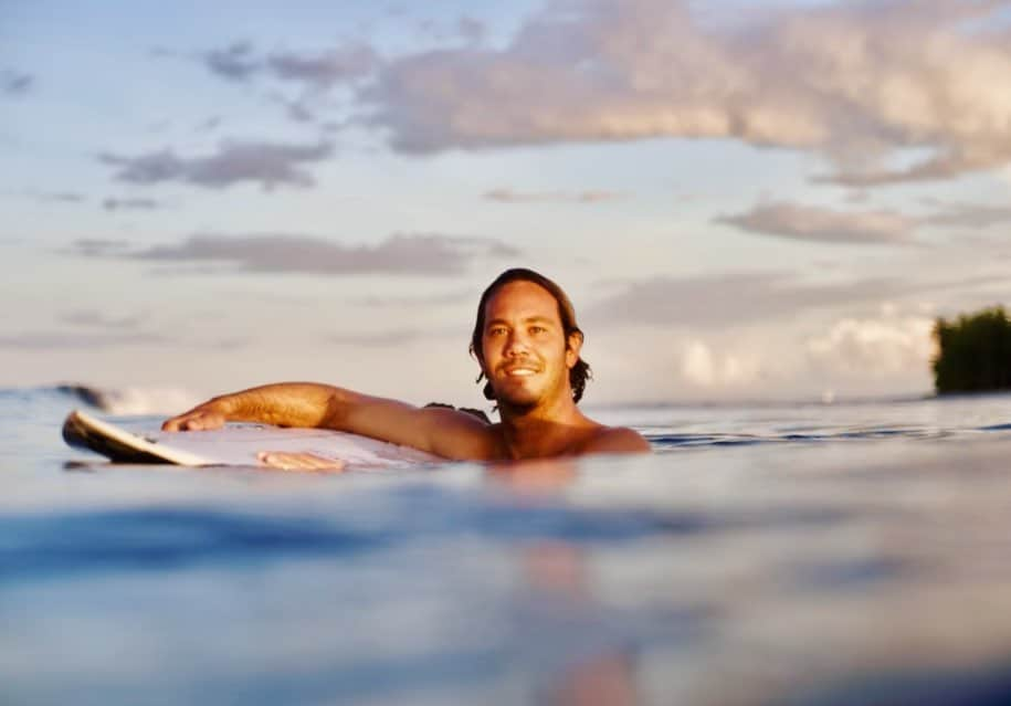 ジョーディ・スミスのインスタグラム：「Today, along with O’Neill I want to share my love for the ocean. Im honored to apart of a brand that cares so much about preserving it. @oneilleurope #ONeillBlue #joinouroceanmission 📷 @morganmaassen」