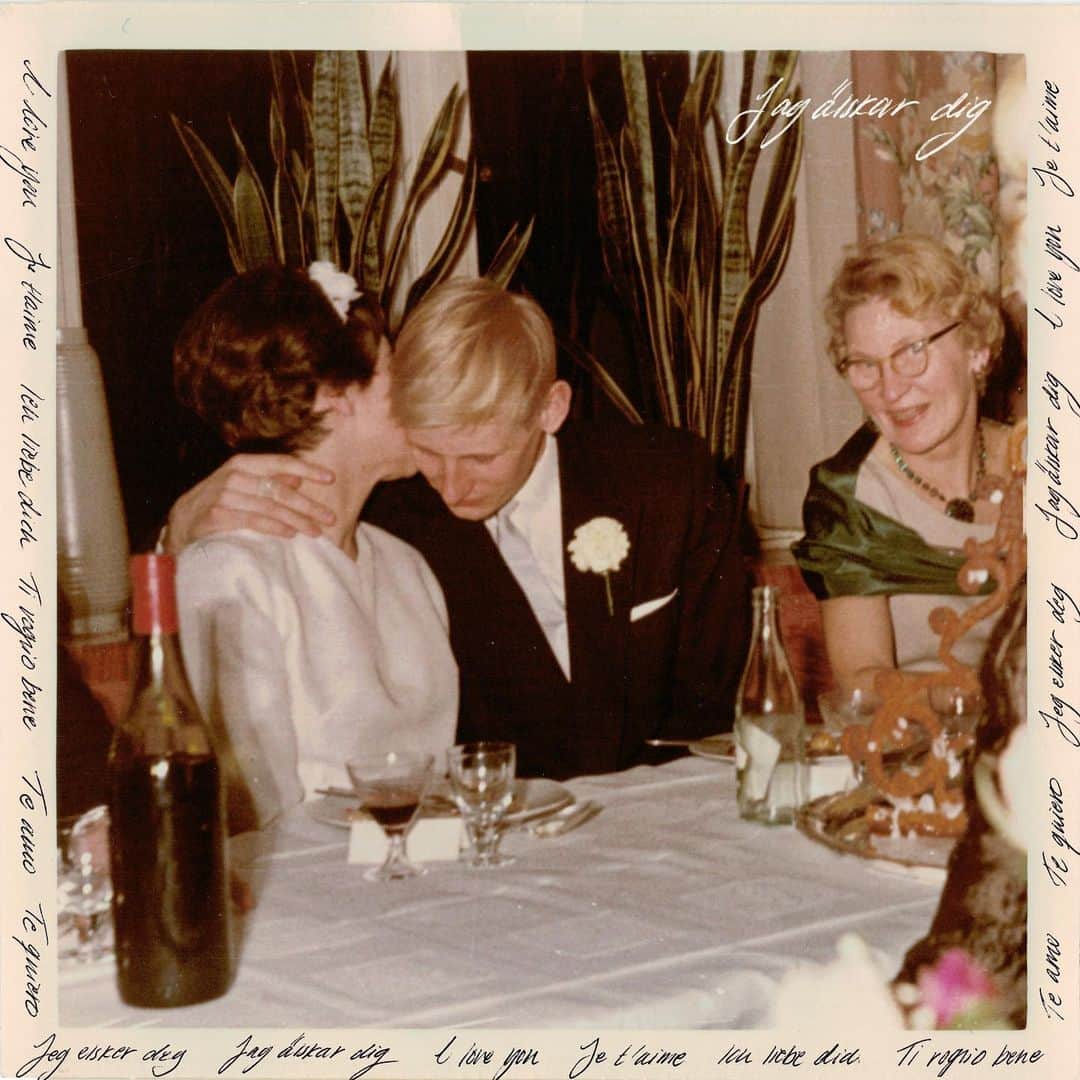 ウルリック・マンターのインスタグラム：「Valentine’s Day is a day of spreading  love, and what better way to say I love you than sending the link to my new single “Jag älskar dig”?   And what better way to get in the mood for lovemaking than listening to it over and over?  If you’re not in love... I’ve heard tinder is nice.   Happy Valentine’s!」