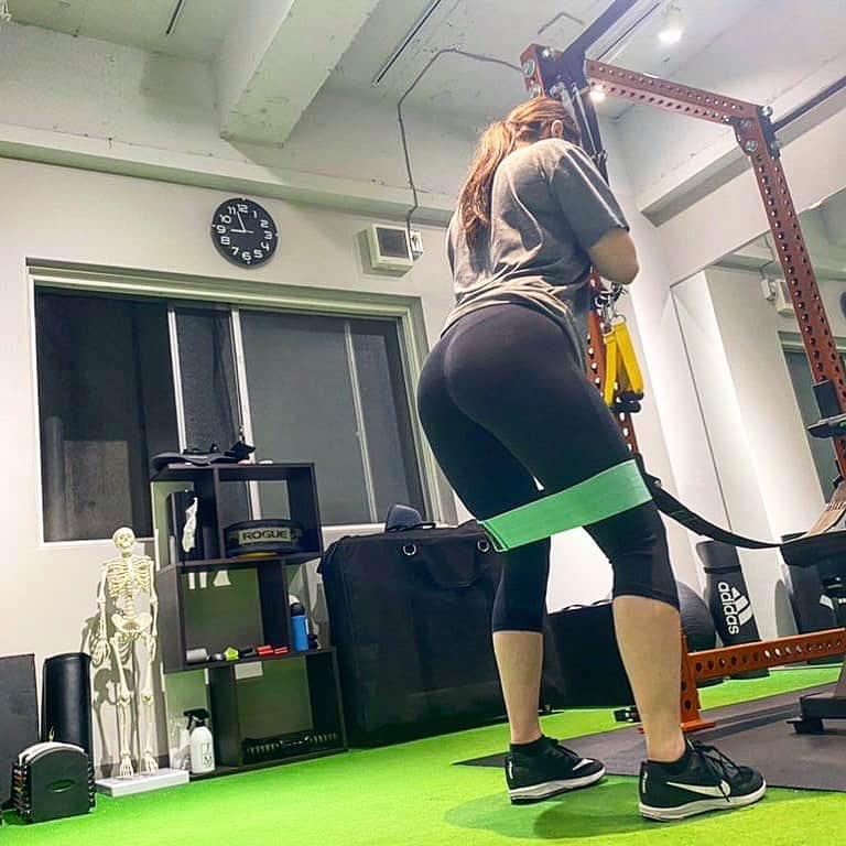 美波沙耶さんのインスタグラム写真 - (美波沙耶Instagram)「今日もしっかりお尻育ててきた🍑 自分の身体にもっと向き合わなきゃね😭 ・ #美波沙耶 #セクシー女優 #バンビプロモーション #バンビプロモーション所属 #お尻 #お尻フェチ #おしり #oshiri #ムチムチボディ #むちむちボディ #むちむち #ムチムチ #instagood #instalike #instadaily #instapic #followｍe #follow #フォロー大歓迎 #フォローミー #フォローして #フォローしてね #有名になりたい」2月15日 2時50分 - saya3na3