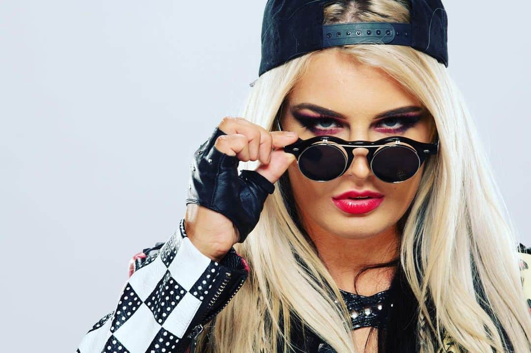のインスタグラム：「Happy Vengeance Day 😈 #NXT #ToniTime」