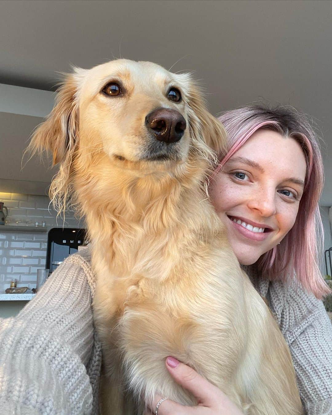 Estée Lalondeのインスタグラム：「My heart 💘 @dognamedeffie」