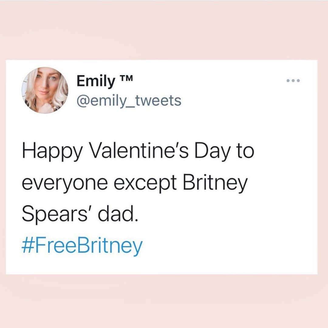 ケイトリン・ブリストーさんのインスタグラム写真 - (ケイトリン・ブリストーInstagram)「Also this.  #freebritney」2月15日 4時16分 - kaitlynbristowe