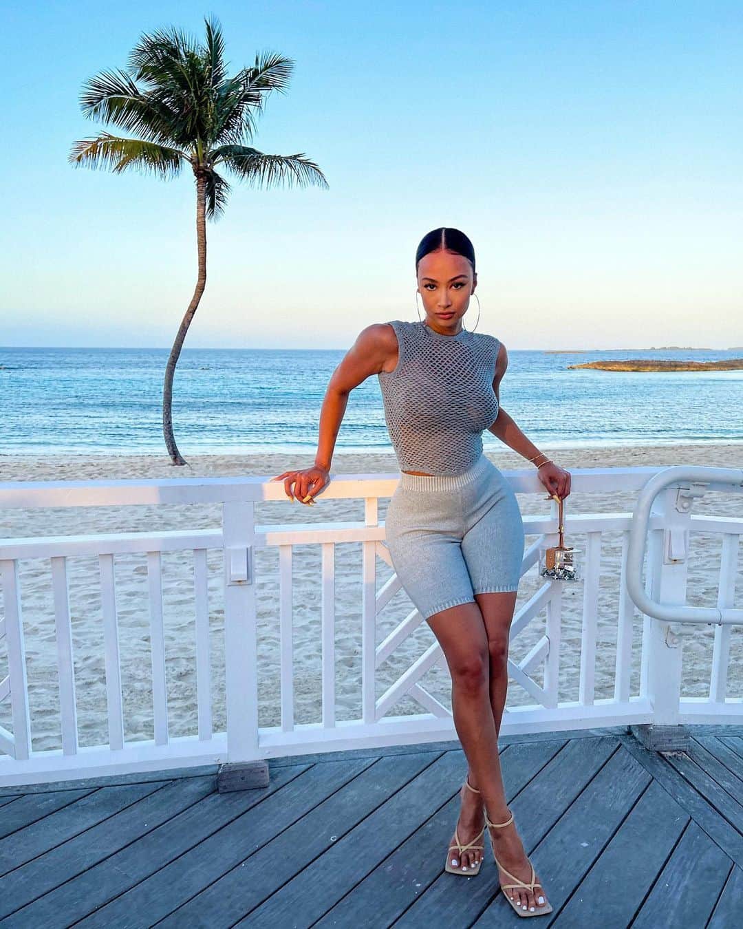 Draya Micheleのインスタグラム：「Long days into hot nights」