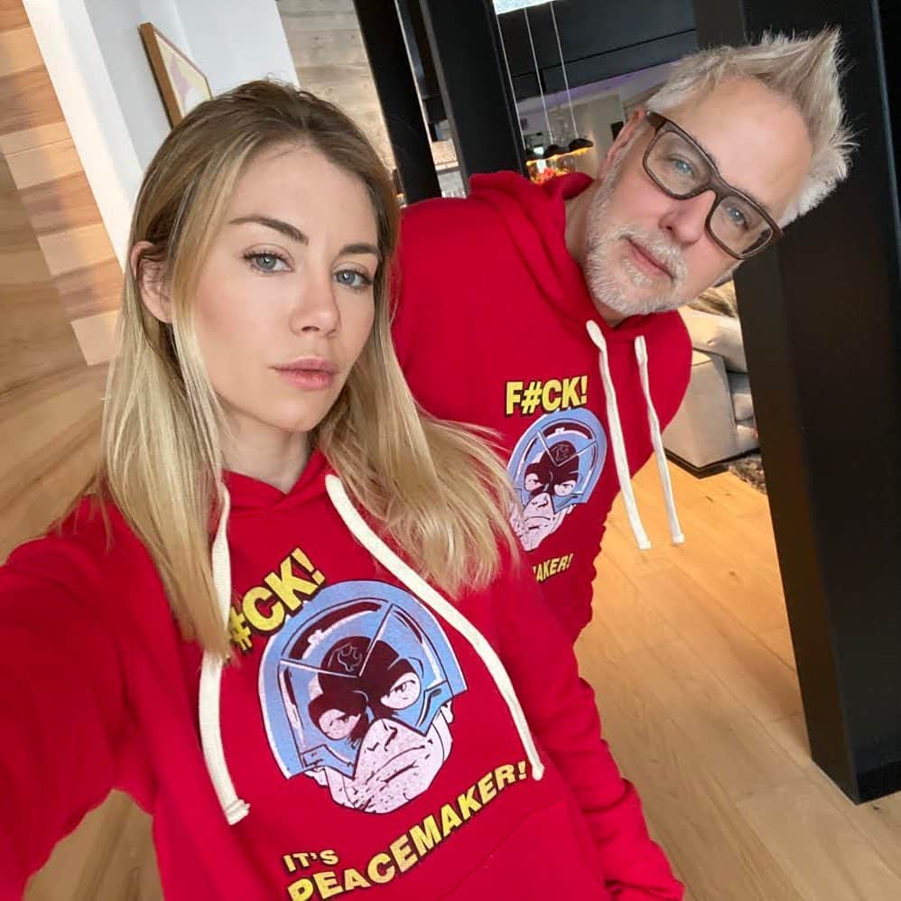 ジェームズ・ガンのインスタグラム：「#HappyValentinesDay to my one and only @jenniferlholland. ❤️❤️❤️」