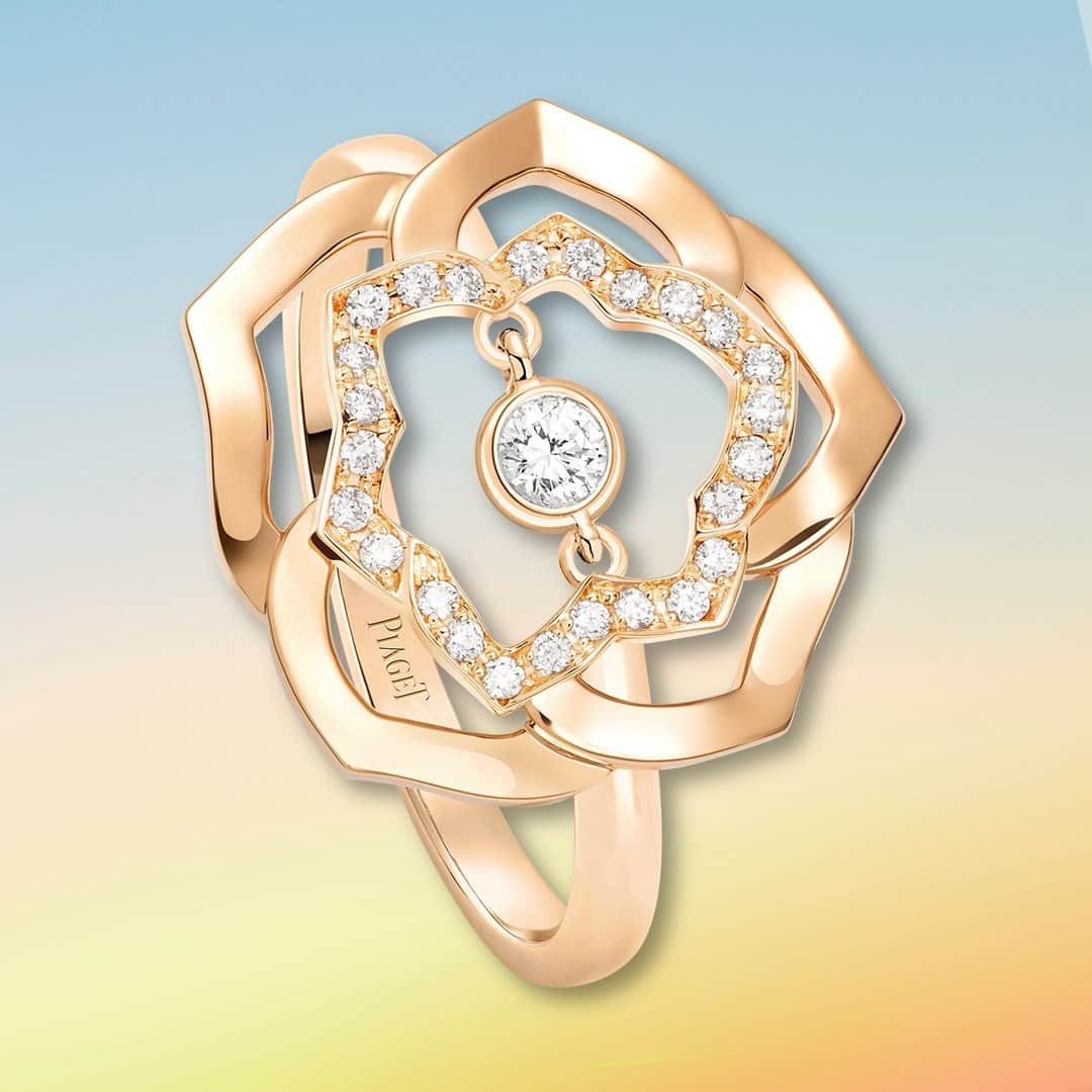 ピアジェさんのインスタグラム写真 - (ピアジェInstagram)「Rose gold is delicately crafted like 𝒍𝒂𝒄𝒆 to create the petals of this ring, set with diamonds to enhance its 𝒃𝒍𝒐𝒐𝒎. - #Piaget #PiagetInLove #ValentinesDay2021 #RoseGoldRing #LoveRing #PiagetValentinesDay #ExtraordinaryLove」2月15日 5時00分 - piaget