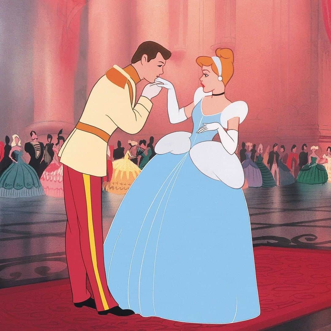 Disneyさんのインスタグラム写真 - (DisneyInstagram)「Love opens up a whole new world. 💕」2月15日 5時00分 - disney