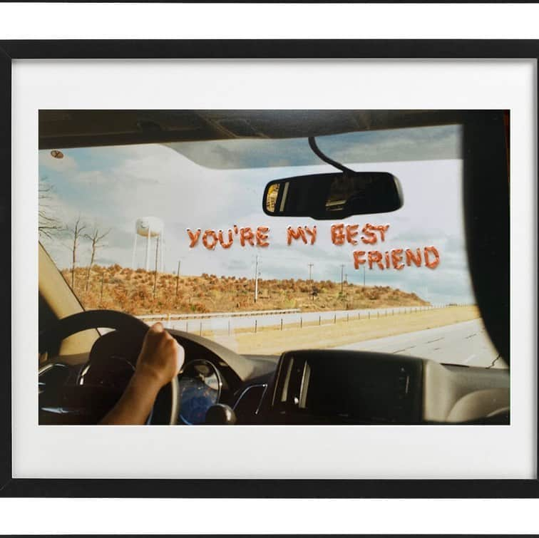 アナベス・ギッシュのインスタグラム：「HVD @donutshoppeproductions Road trips with our guys, windows down, with my bare feet up on the dashboard are my heaven. Thank you @kickinbutler for crafting (and delivering!) this sweet piece. ❤️」