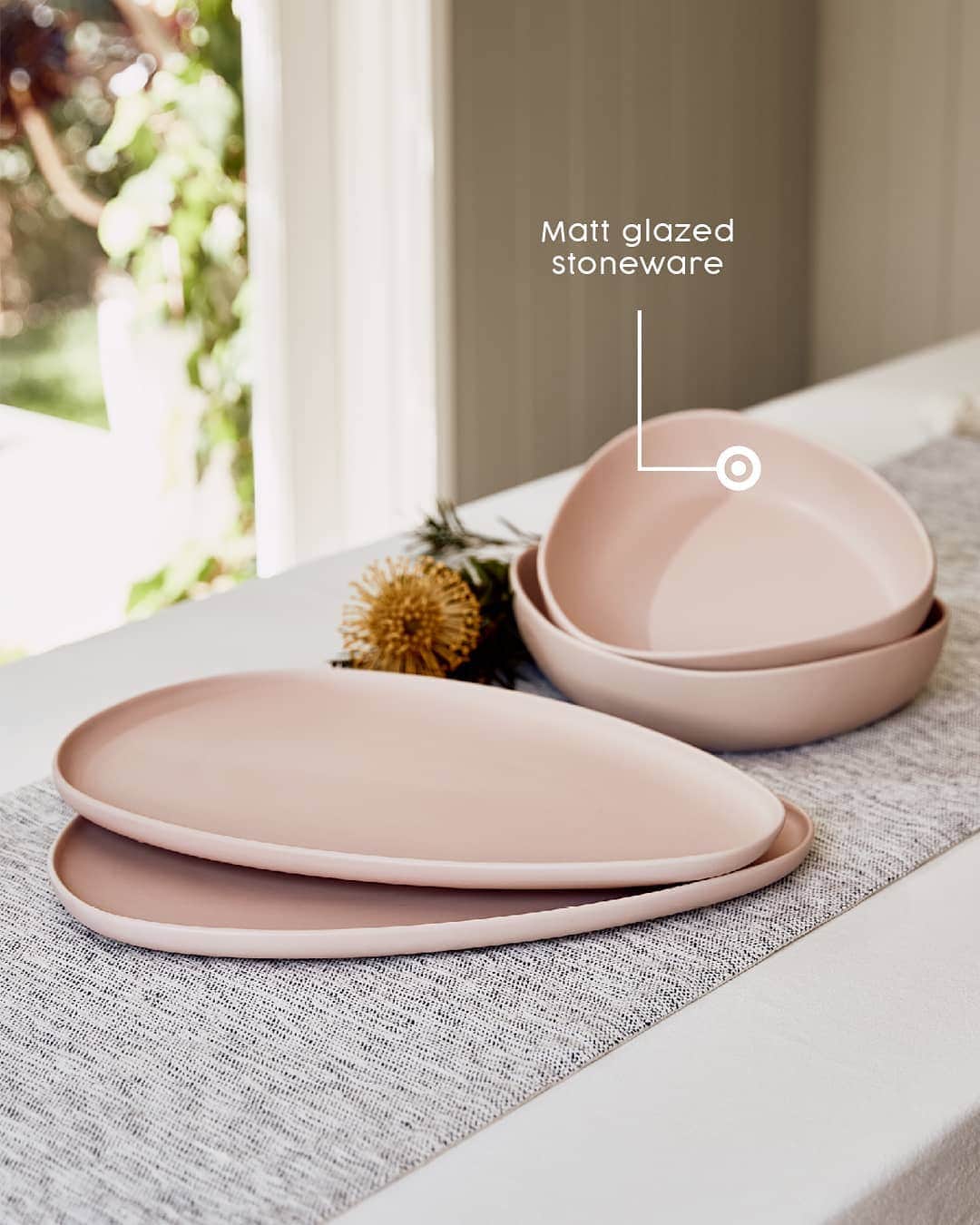 Target Australiaさんのインスタグラム写真 - (Target AustraliaInstagram)「Pebble textured stoneware in soft shades and unique shapes add raw elegance to the table 🎯♥️ #targetaus #targetaushome」2月15日 7時08分 - targetaus