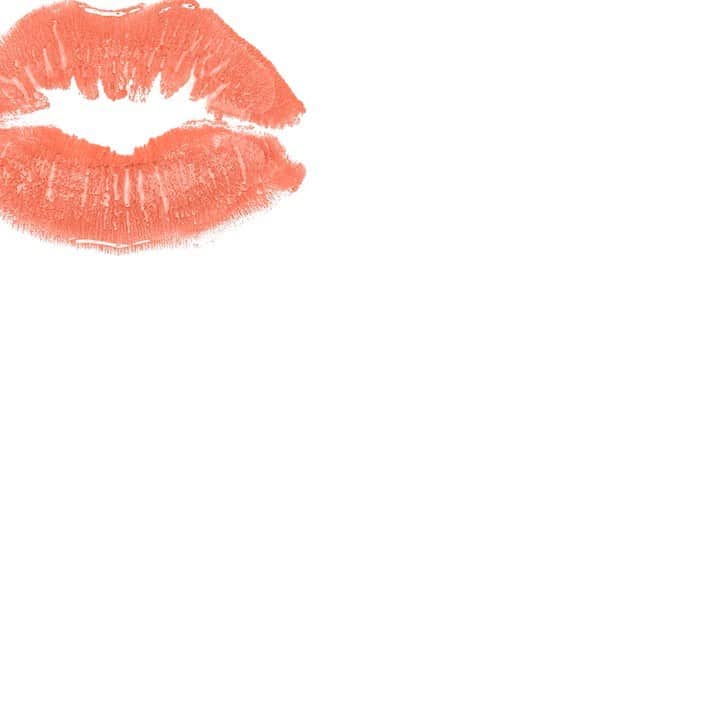 Revlonのインスタグラム：「Mwa! What color do you like to seal your kisses with? Happy #ValentinesDay! 😘」