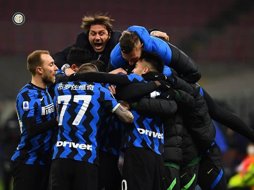 マッテオ・ダルミアンのインスタグラム：「📈⚫🔵  #Inter #ForzaInter #InterLazio #SerieA」