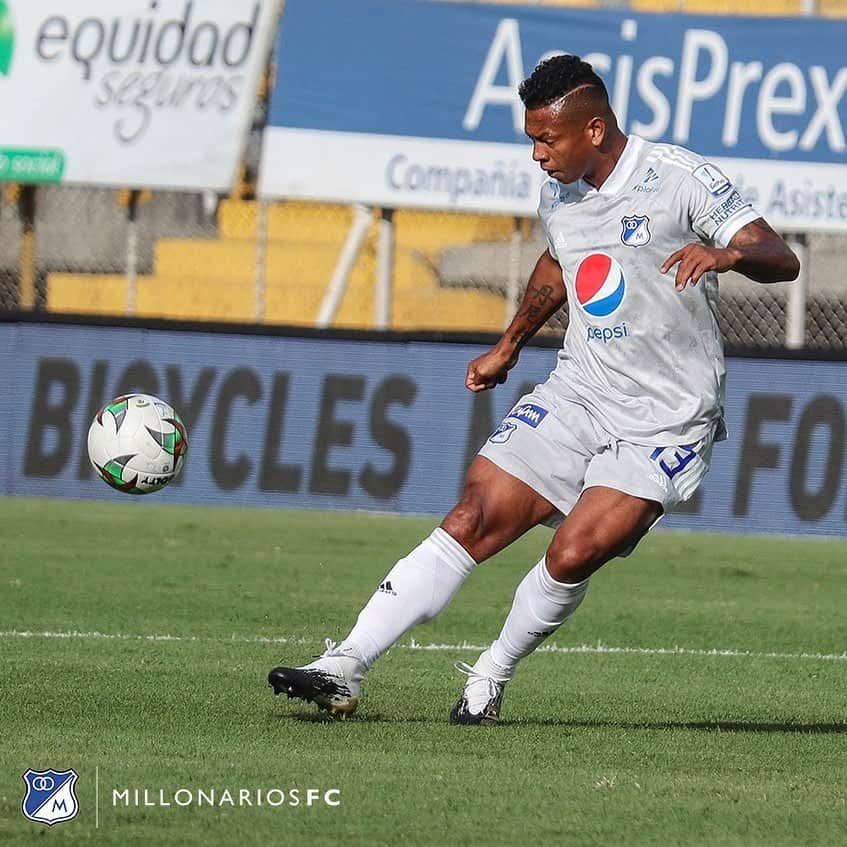 フレディ・グアリンのインスタグラム：「@millosfcoficial @adidasco  📷 @jefs_24」