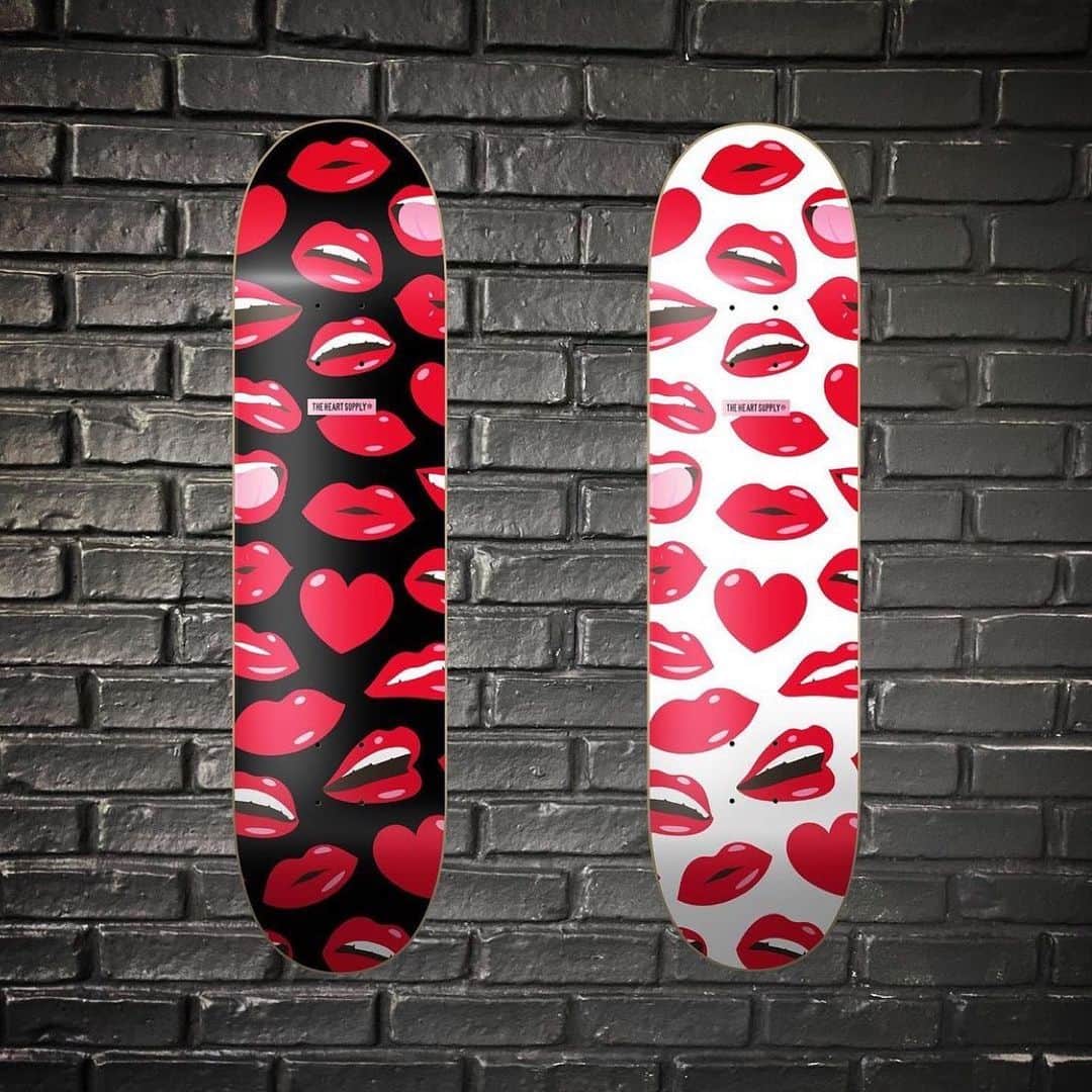The Berricsさんのインスタグラム写真 - (The BerricsInstagram)「Happy Valentine’s Day! 💘 To spread the love, @theheartsupply has released their new Hot Lips board in two sizes: 8.0 & 8.25! 😘🛹 Hit that LINK IN BIO 🔗 to get one for you or your loved one ❤️ A portion of the proceeds from these boards will be used to get skateboards in to the hands of more kids. Get your Hot Lips board now, available in The @berricscanteen, and help @theheartsupply truly spread the love this Valentine’s Day ❤️🌎 #skateboardingisfun #berrics」2月15日 8時24分 - berrics