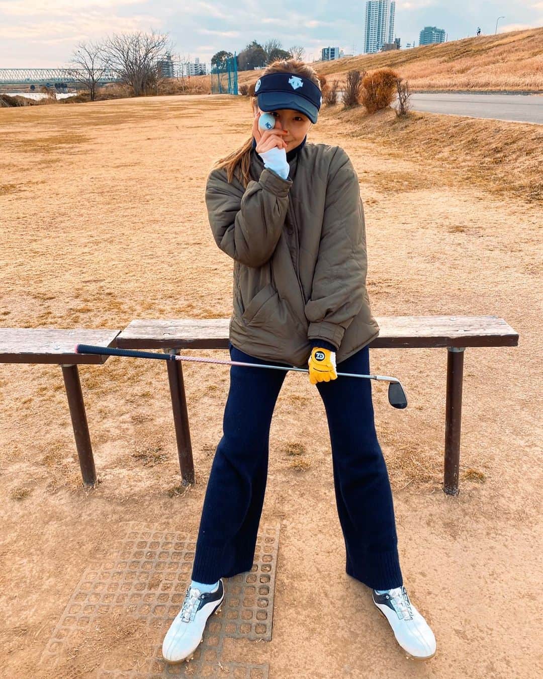 大田明奈さんのインスタグラム写真 - (大田明奈Instagram)「もうちょいあったかくならないかなぁ〜 ゴルフ上手くならないなぁ。。。😅」2月15日 8時59分 - moreakee