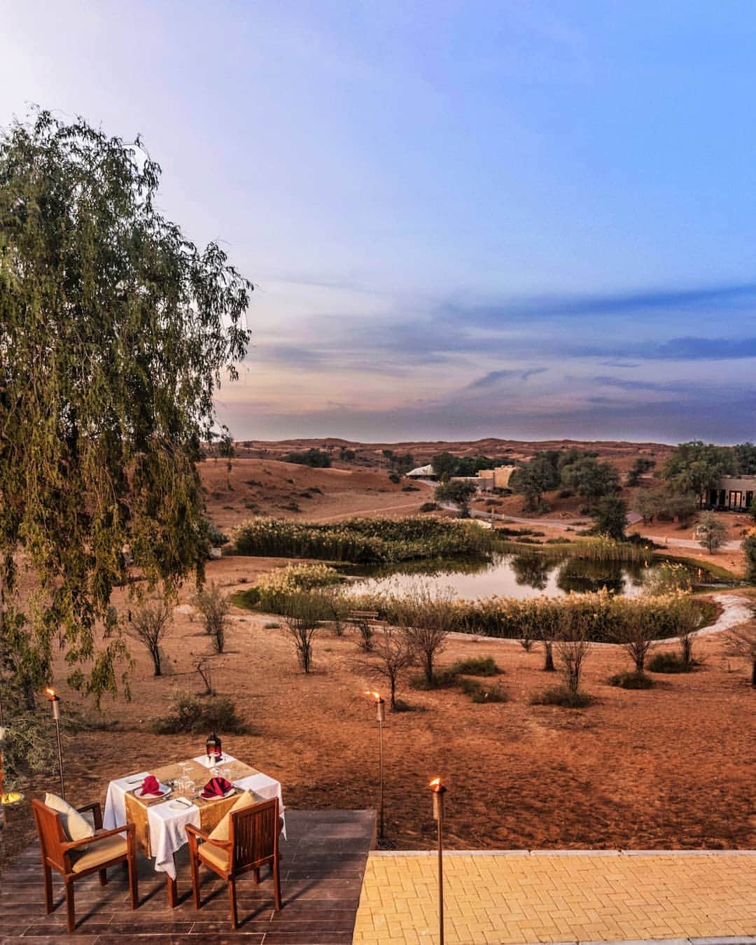 リッツ・カールトンのインスタグラム：「Moments draped in desert beauty thrive in the landscape of The Ritz-Carlton Ras Al Khaimah, #AlWadiDesert.」