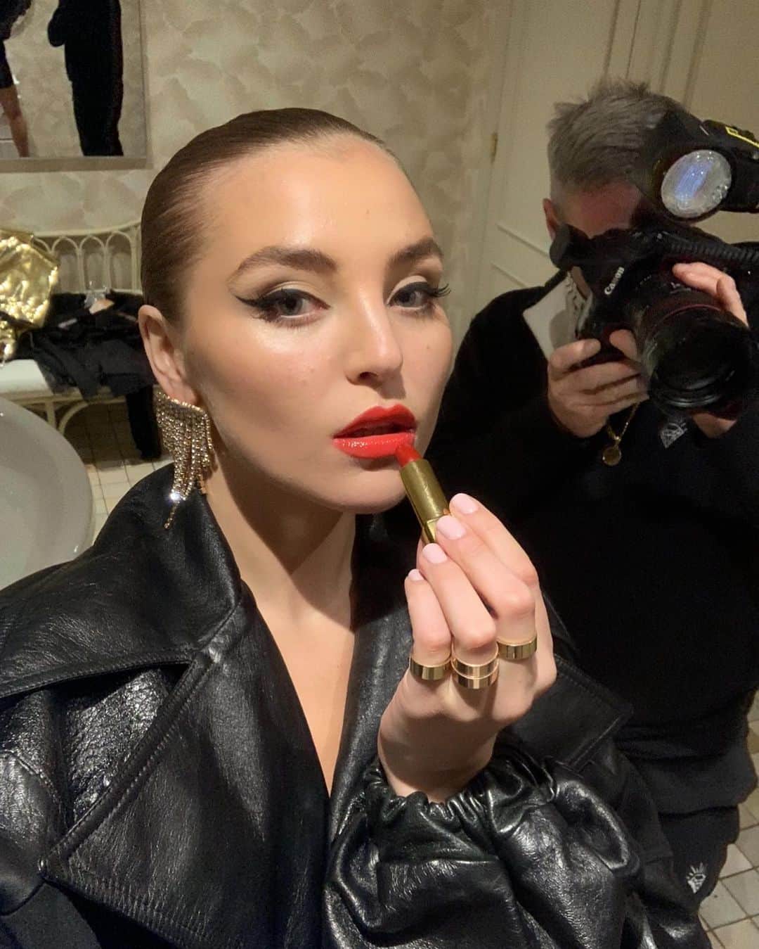 レイチェル・ヒルバートのインスタグラム：「Hope you were a freakin diva today. ♥️」