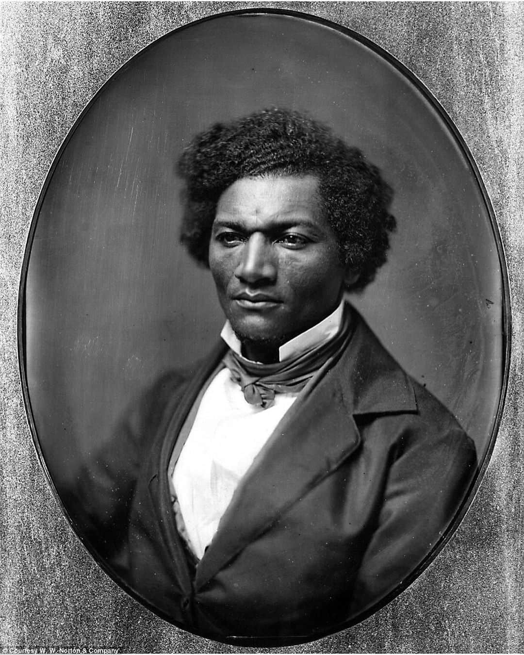 コモンのインスタグラム：「"Power concedes nothing without a demand. It never did and it never will." Frederick Douglass. Like many of our brothers and sisters born into slavery, Douglass did not know his exact date of birth so he adopted today, February 14, as his Birthday.」