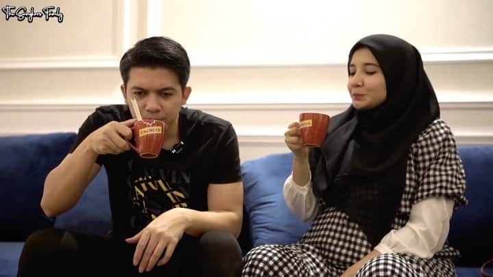Zaskia Sungkarのインスタグラム：「Udah nonton vlog @sungkarsfamily blum hari ini😍  @energen_id」