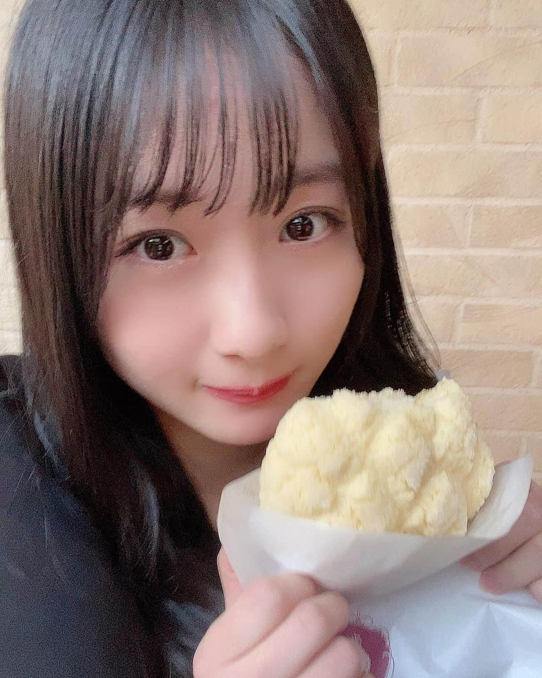 中野美来さんのインスタグラム写真 - (中野美来Instagram)「. . . メロンパン🍈🍞 . . . パンの中で メロンパンとフランスパンが好き〜🥰 . . . #nmb48 #中野美来  #メロンパン #🍈 #🍞 #🥖」2月15日 20時39分 - _miraco