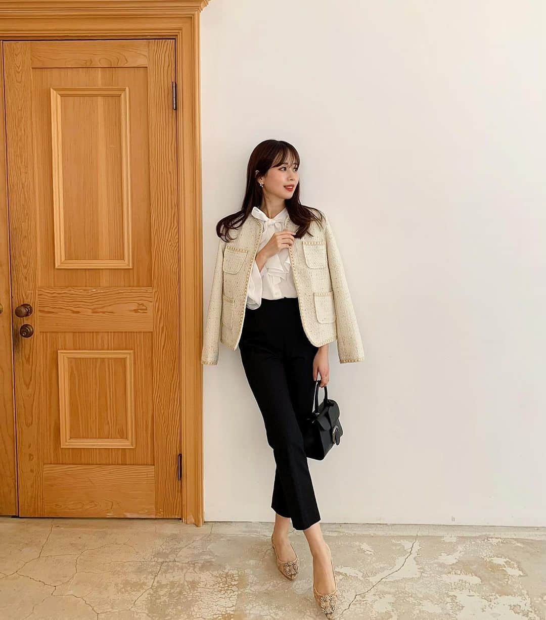ハンナミのインスタグラム：「今年の春もツイードジャケット 出番多くなりそう '◡'🌸  新作発売は 2/19(金)21:00-です ! @eneu.official でもご紹介していきますね ✏️」