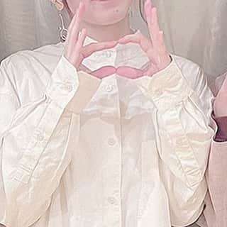 Dorothy Little Happyのインスタグラム：「🍀 * この女は何を作ってると思いますか 自分ではバレンタインだったしハートのつもりでした(｡_｡`) 逆チョコこんなに貰えたの人生で初めてでしたありがとうございました🤍」