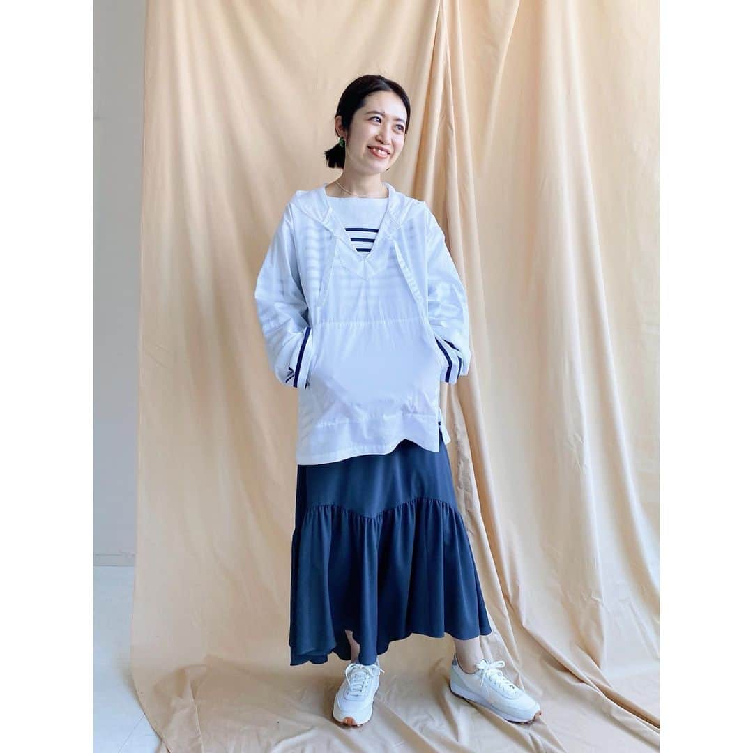 IENAさんのインスタグラム写真 - (IENAInstagram)「PLAYFUL TRAD “Styling ideas”﻿ ﻿ 陽気な色や柄で引き寄せる﻿ 私らしいトラッドスタイル。﻿ ﻿ ﻿ #iena_staff の着こなしアイディアをチェック💡﻿ ﻿ ~~~~~~~~~~~~~﻿ ﻿  ﻿ ﻿ ﻿ ﻿ ﻿ ﻿ ﻿ #iena﻿ #iena_21SS﻿ #PLAYFULTRAD」2月15日 12時08分 - iena_jp