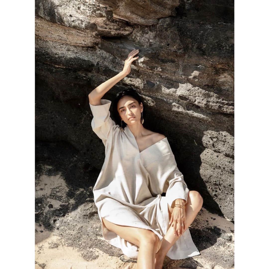 Runway Channelさんのインスタグラム写真 Runway Channelinstagram Ungrid Ungrid Official Ungrid 21 Spring Summer 長谷川潤さんがungridの洋服を纏った イメージフォトブックが本日より公開中 プロフィールtopのurlから今すぐ