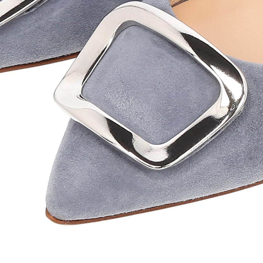 ファビオ ルスコーニさんのインスタグラム写真 - (ファビオ ルスコーニInstagram)「buckle detail  2021SS Collection  #fabiorusconi#pumps#buckle#silver#shoe#madeinitaly#ファビオルスコーニ」2月15日 12時10分 - fabiorusconi_japan
