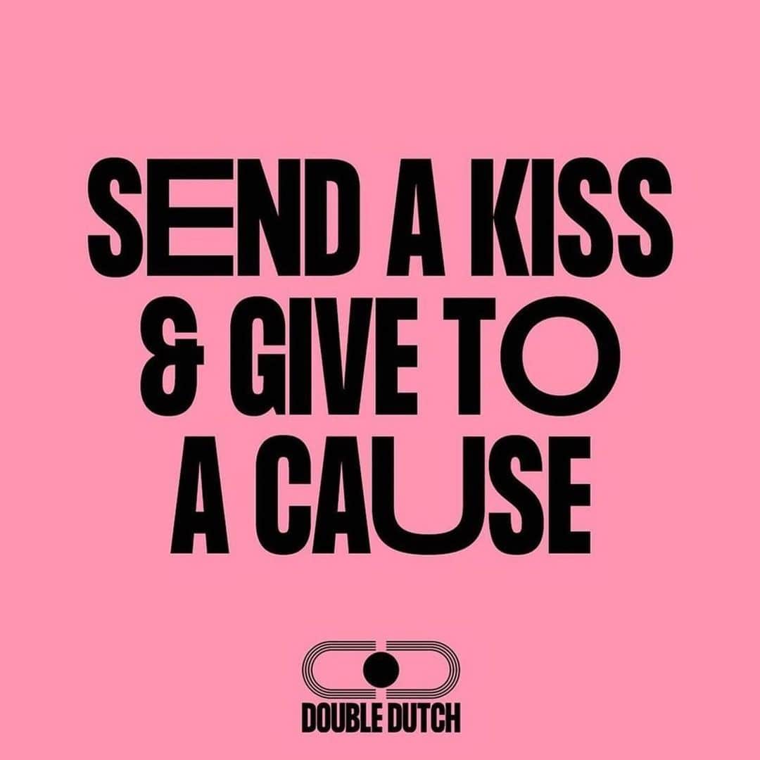 ベラ・ハディッドさんのインスタグラム写真 - (ベラ・ハディッドInstagram)「A few of my V-Day kisses just for you❤️❤️❤️  Hey angels, this is super easy, important and fun!!! Please swipe & read !!!   Repost @inezandvinoodh ・・・ The biggest heart belongs to BELLA ♥️💋❤️ thank you for all the love you spread! Kisses iv #Repost @doubledutchcash ・・・ Be Mine! This Valentine’s Day send your special someone a kiss from @bellahadid and a donation to charity all in one go! #BellaHadid is supporting @outrightintl, and you can too. Thank You! Thank You! Thank You! Kisses DD. Keep an eye on our stories to see who is up next in the kissing booth and try out our Share-A-Kiss filter. 💋」2月15日 12時20分 - bellahadid