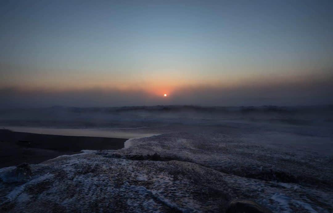 Hikaruのインスタグラム：「Sunrise. . .  #北海道 #igersjp #instagram #raytrekフォトコンテスト2020 #レイトレッククリエイター #東京カメラ部 #tokyocameraclub #natgeo #bealpha #sonyphotography #pashadelic #bestjapanpics #photo_travelers #naturephotography #ig_worldclub #1x #landscapelovers #visitjapanjp #bbctravel #splendid_earth #日本の絶景 #ig_great_pics #BBCtravel」