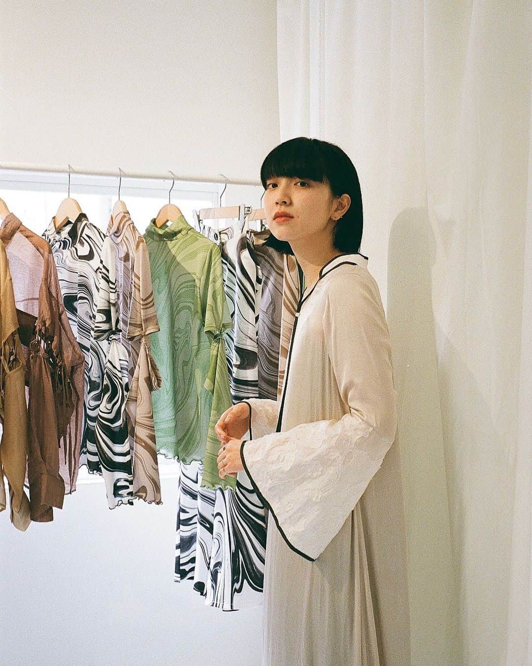 Cazumaxのインスタグラム：「展示会遊びに行ったら、おみゆさん。 #contaxt2」