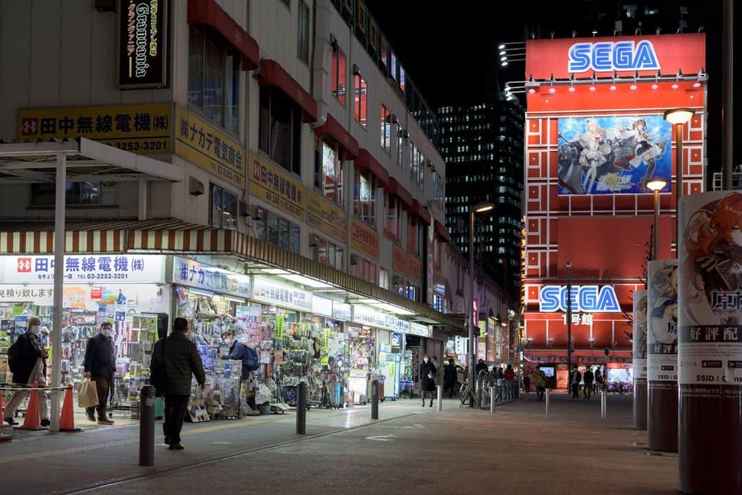 東京都庁広報課さんのインスタグラム写真 - (東京都庁広報課Instagram)「「夜の秋葉原／akihabara (2021.1.7撮影)」最寄駅：秋葉原駅  　#秋葉原 #秋葉原グルメ #citygrammers #streetframez #akiba #japanstyle #lovetokyo  #tokyotokyo #tokyogram #moodygrams #jp_gallery #ptk_japan #gdayjapan #realtokyo #beautifuldestinations #tokyojapan #instatokyo #loves_nippon #phos_japan #bestjapanpics #cooljapan #japan_of_insta #photo_jpn #illgrammers #景色 #東京 #Tokyo #东京 #도쿄 #tokyogood」2月15日 17時01分 - tocho_koho_official