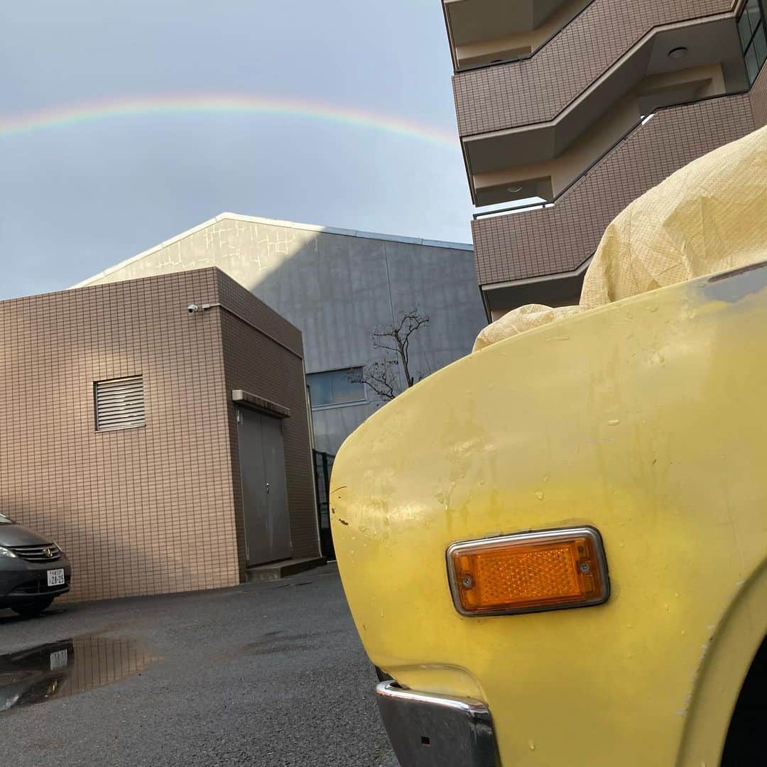 田中和さんのインスタグラム写真 - (田中和Instagram)「激しい雨から一転、 やはり夢がありますね！ 今迄見た中でハッキリ度高い🌈  #datsun620pickup   #datsun620   #larcenciel」2月15日 17時42分 - kazz620
