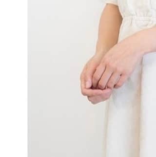 LEBECCA boutique Vintageのインスタグラム：「.﻿ ﻿ 皆さま、1つ前の投稿はご覧いただけましたでしょうか？﻿ ﻿ 今までにない、本当に特別なワンピース。昨年の夏頃に立ち上がり、お客様とスタッフが混ざり合いながら大切に作り上げてきたプロジェクトです。﻿ ﻿ 時間をかけて向き合ってきたこのワンピースが、ようやく皆様の手元に渡る瞬間がやってまいりました。﻿ ﻿ ブランドとお客様が1つの "私たち"となりワンピースを作り上げてきた過程を、リリースまでの間にたっぷりとご紹介してまいります。﻿ ﻿ この心躍る新プロジェクトを、どうぞお楽しみくださいませ💐  #私たちとのワンピース #LEBECCAboutique」